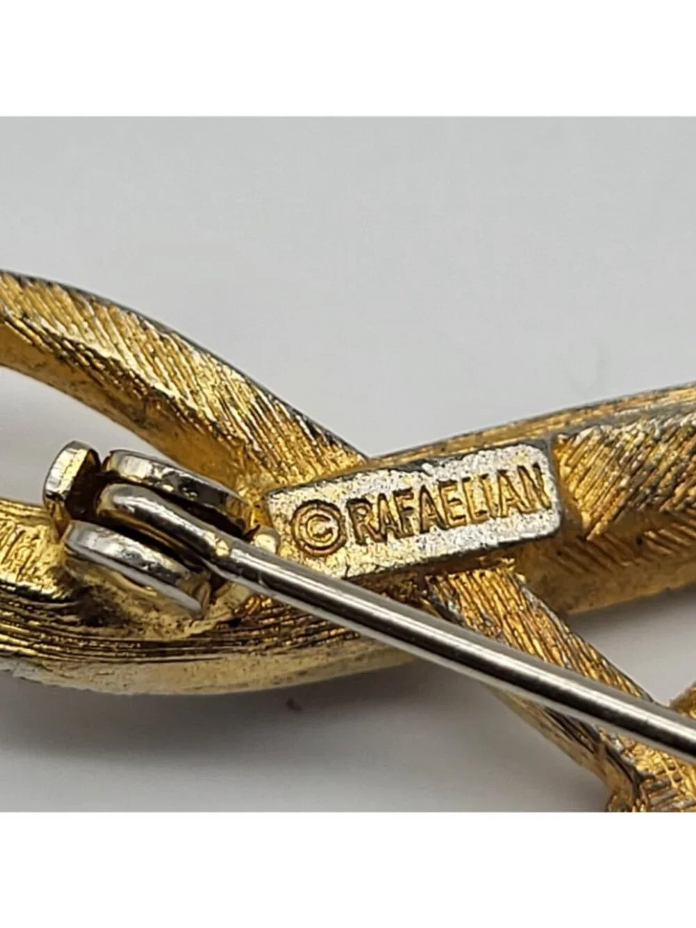 Rafaelian Vintage Signed Rhinestone Music Note Brooch Pin